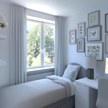 Eva - Center Hoza * 华沙